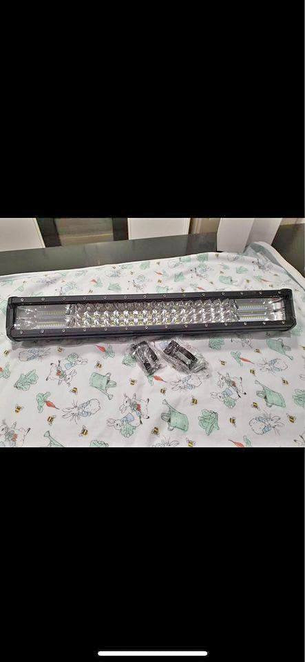 20inch led lights brand new in box