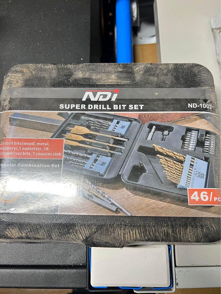 Drill bit set new