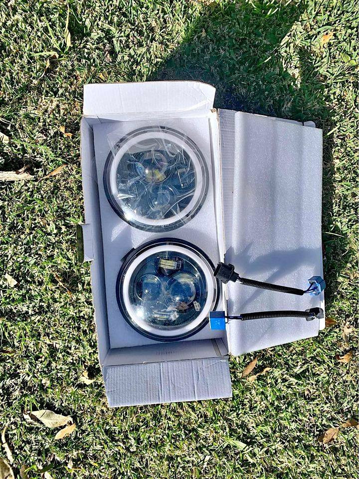 7” Halo headlights Universal