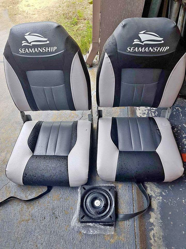 Boat seats new