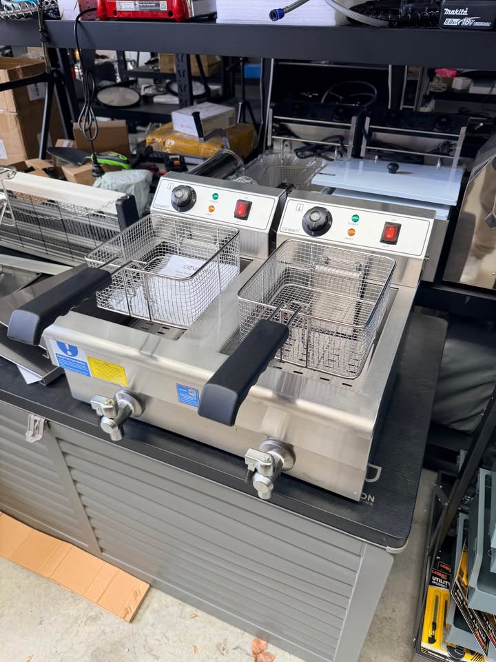 Commercial deep fryer 20L