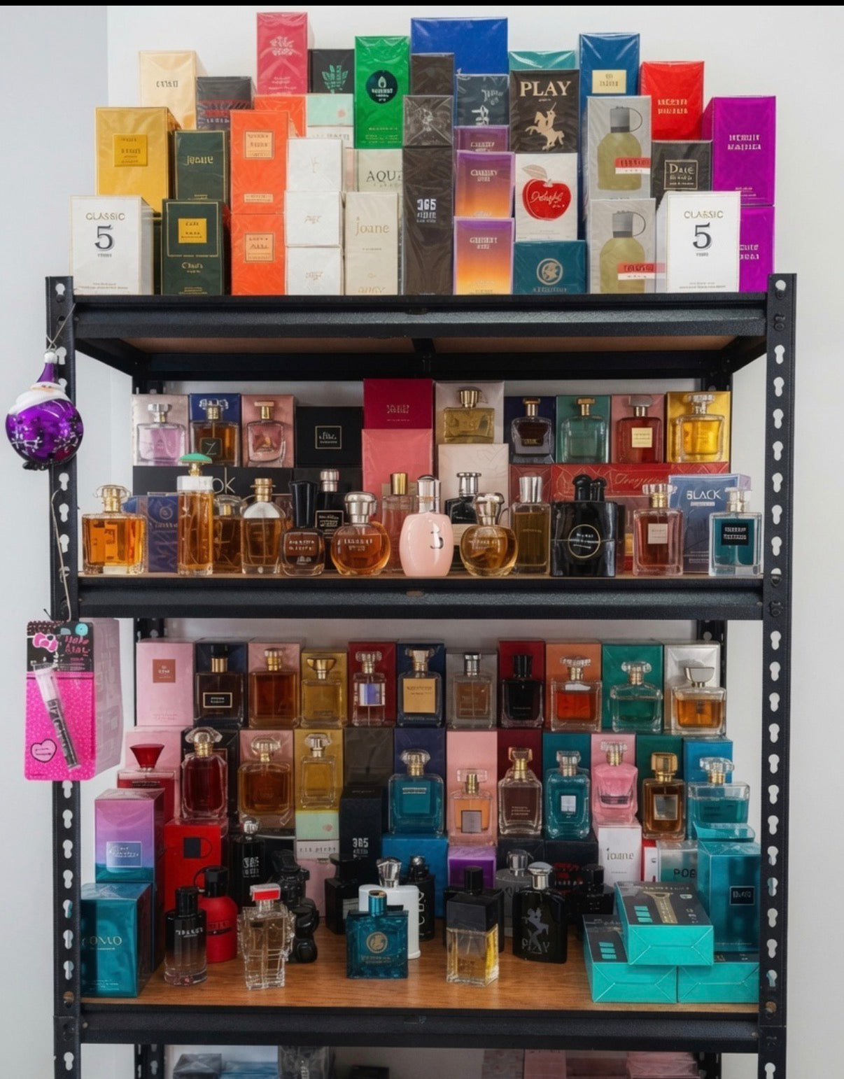 Men’s & Women’s Perfumes – Massive Selection in Stock