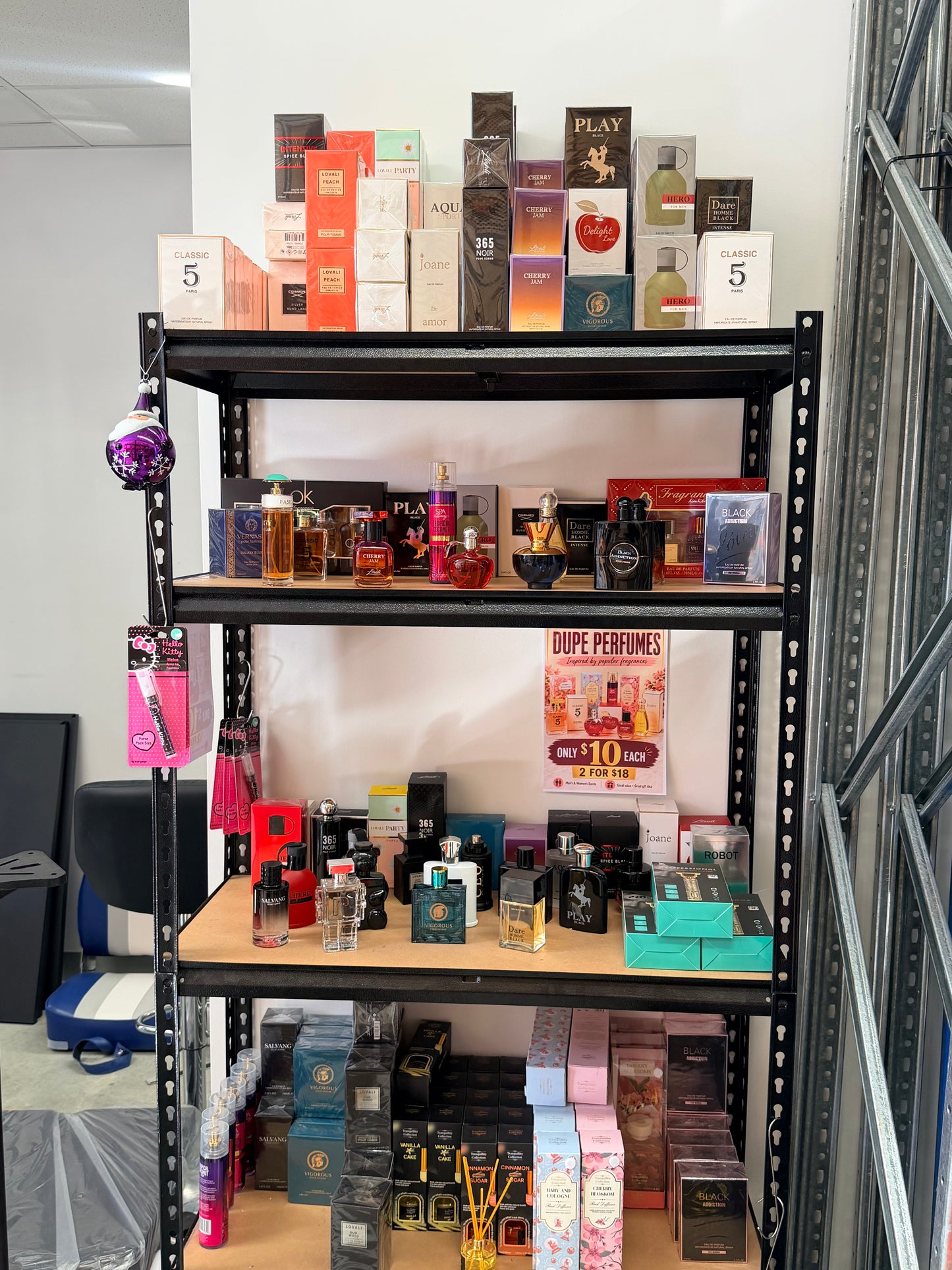 Men’s & Women’s Perfumes – Massive Selection in Stock