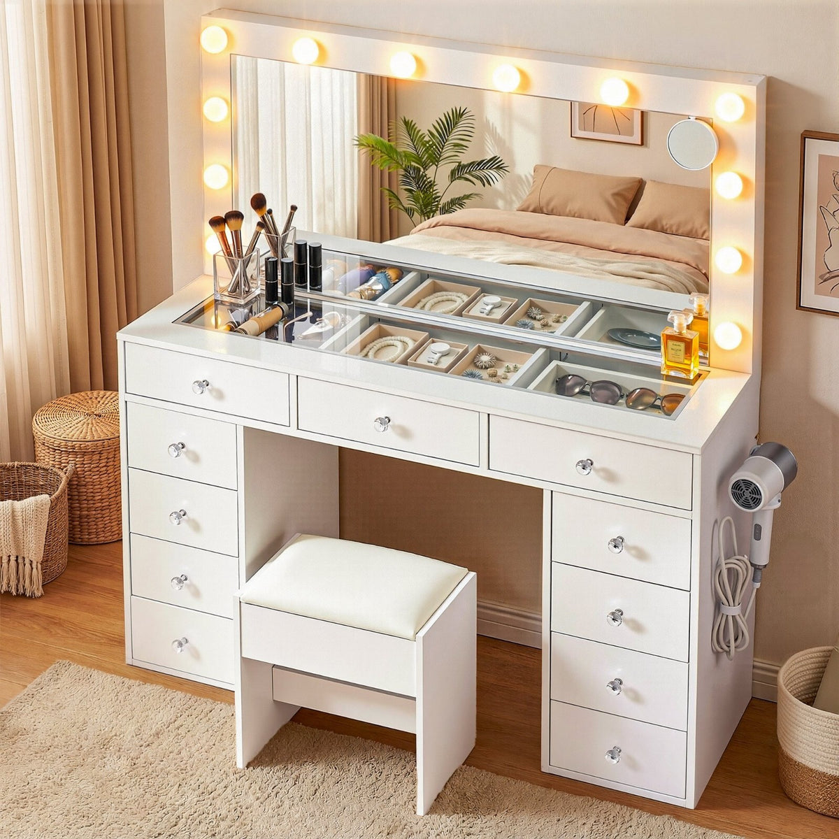 Hollywood Dressing Table Vanity Desk LED Mirror and Stool 11 Drawers White - Brand New