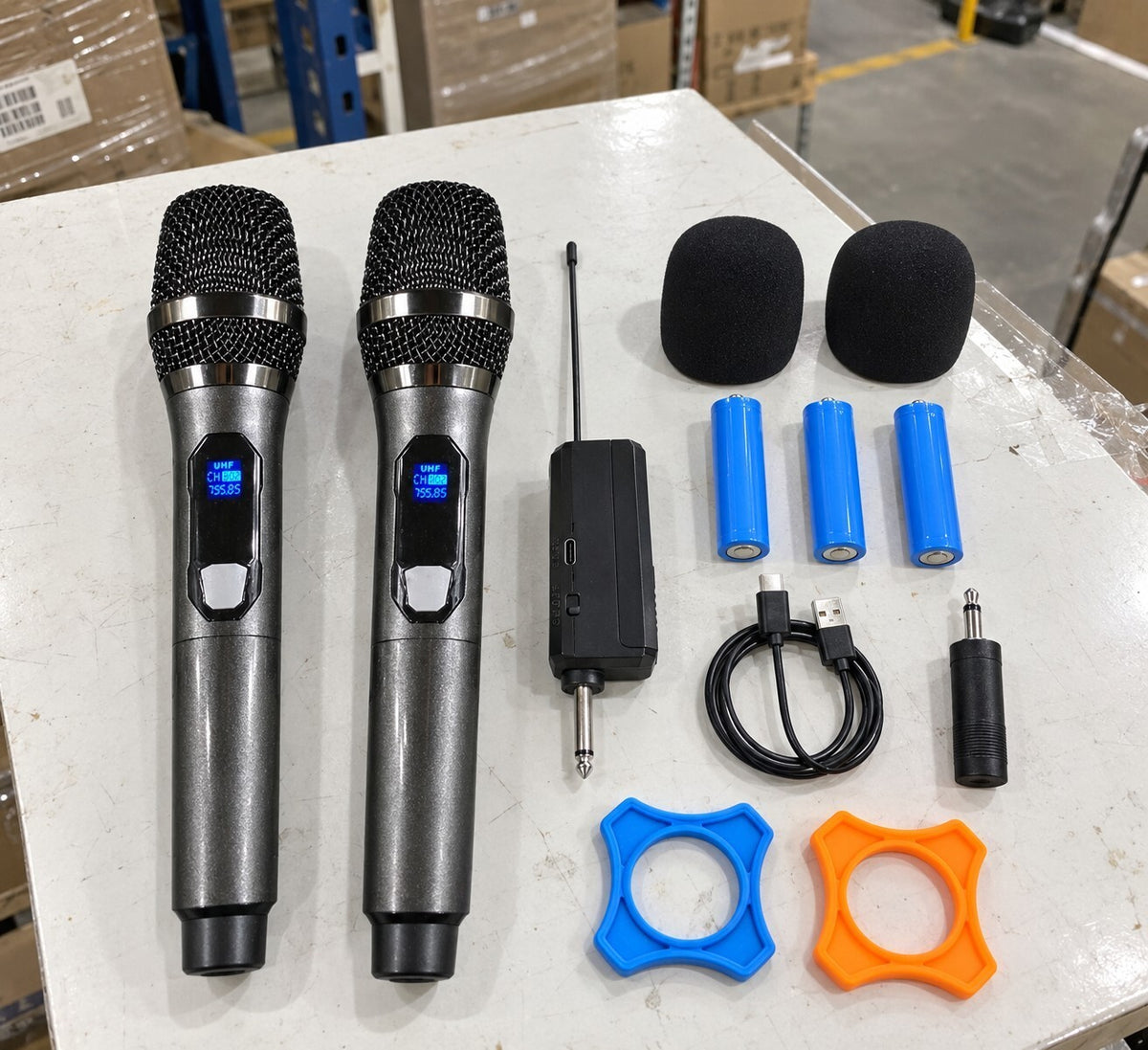 2x Wireless Microphones UHF Handheld Karaoke Mic Set with Receiver - Brand New