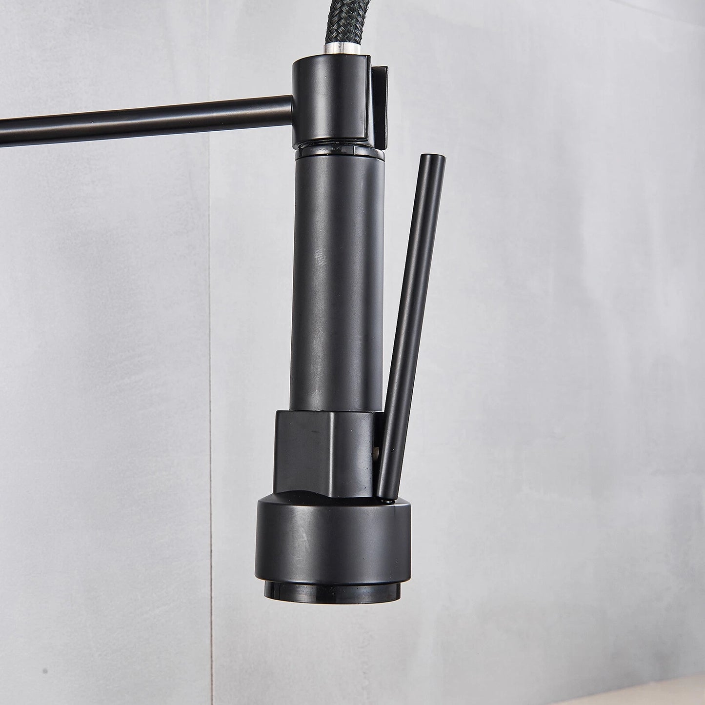 Black Kitchen Mixer Taps 360° Swivel Pull Out Spout Spray Sink Faucet Brass